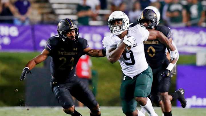Kenneth Walker III Robbed of National Offensive Player of Week Award