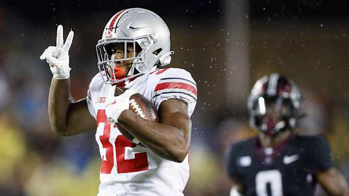 Freshmen Make Their Presence Felt in College Football's Opening Week