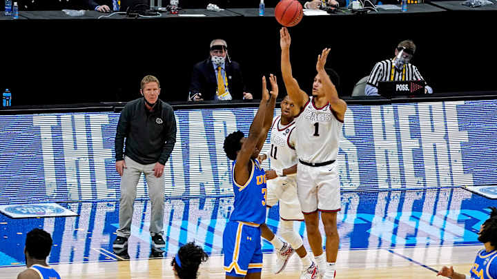 College Basketball Report: Three-Point Shooting is Mired in the Worst Two-Year Stretch in History College Basketball Report: Three-Point Shooting is Mired in the Worst Two-Year Stretch in History