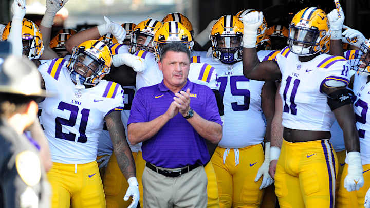 Documenting the UCLA-LSU 'Sissy Blue Shirt' Beef