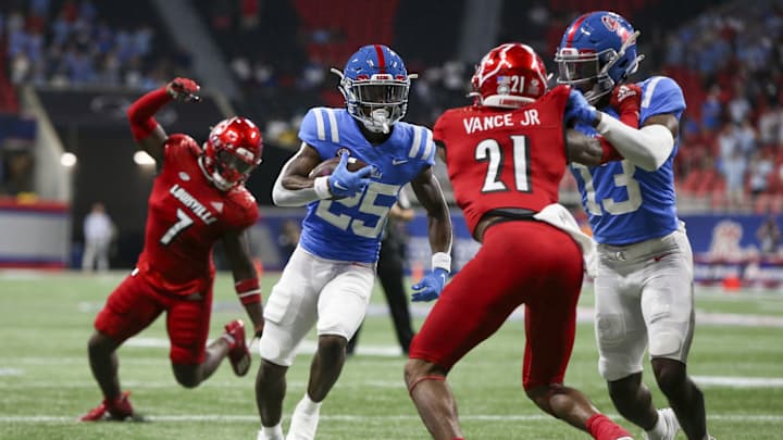 Louisville Defense Dedicated to Fixing Mistakes, Maintaining Confidence