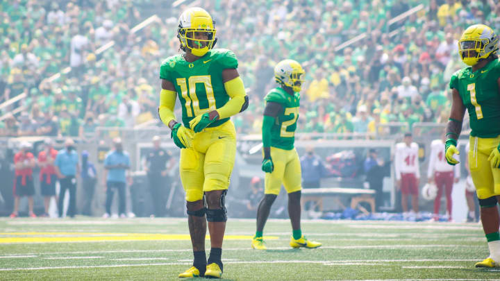 Justin Flowe Named Pac-12 Freshman of the Week Justin Flowe Named Pac-12 Freshman of the Week