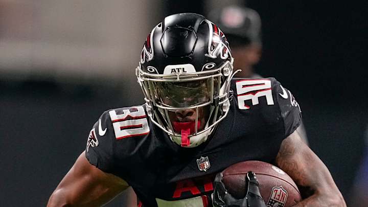 WATCH: Falcons Force Fumble on Opening Kickoff WATCH: Falcons Force Fumble on Opening Kickoff