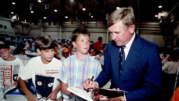 Nichols: Why Five Minutes with Johnny Majors Are Worth a Lifetime of Memories