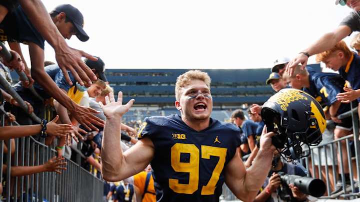 Game Prediction: Michigan Wolverines vs. Washington Huskies