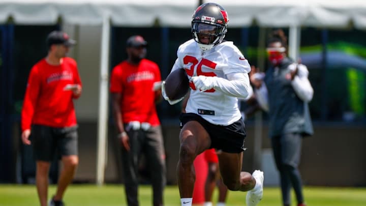 Arians Defines Buccaneers RB Bernard's Role, But Should It Expand? Arians Defines Buccaneers RB Bernard's Role, But Should It Expand?