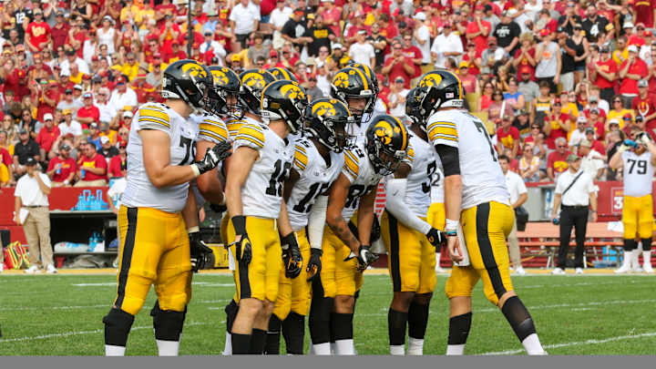 Brown: Hawkeyes Don't Need Hype to Succeed