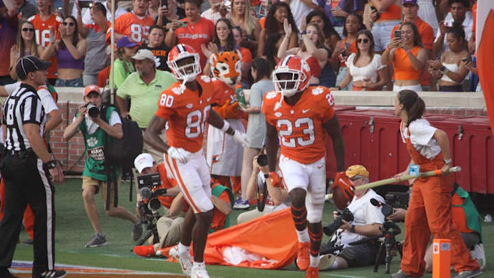 Lyn-J Dixon Situation Addressed by Swinney and Elliott; Takes to Twitter to State Case Lyn-J Dixon Situation Addressed by Swinney and Elliott; Takes to Twitter to State Case