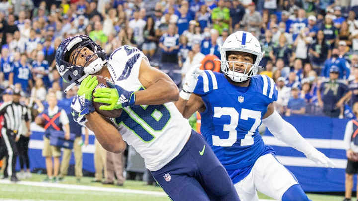 Magical Duo of Russell Wilson, Tyler Lockett Don't Miss a Beat in Shane Waldron's Seahawks Debut Magical Duo of Russell Wilson, Tyler Lockett Don't Miss a Beat in Shane Waldron's Seahawks Debut