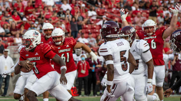 A Look at UCF at Louisville, Key Players, Matchups and Statistics