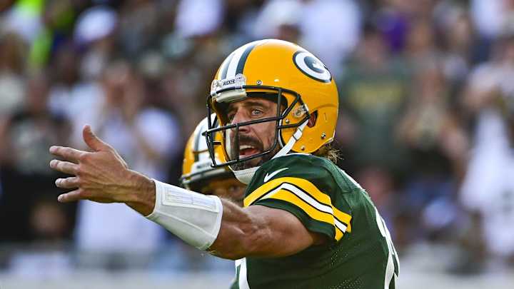 Cal in NFL: Aaron Rodgers Struggles in Loss; Jared Goff Impressive in Defeat Cal in NFL: Aaron Rodgers Struggles in Loss; Jared Goff Impressive in Defeat