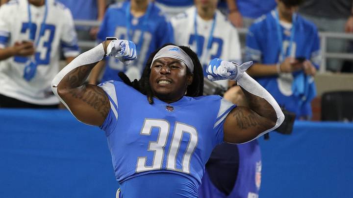First-Half Observations: Lions' Offense Collapses, Defense Falters First-Half Observations: Lions' Offense Collapses, Defense Falters