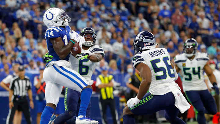 WATCH: Carson Wentz's First TD with Colts Goes to Zach Pascal