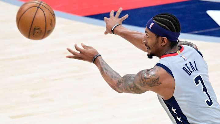 Bradley Beal Named Honorary 'Mr. Two Bits' for Gators Bout With Alabama