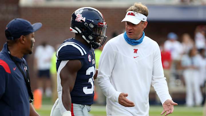 Lane Kiffin 'Loves The Manning Family,' At Least According To His Twitter Lane Kiffin 'Loves The Manning Family,' At Least According To His Twitter