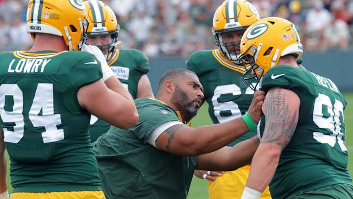 Packers DL Coach Montgomery Out After Positive COVID Test
