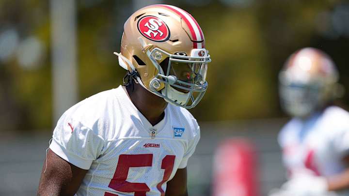 Azeez Al-Shaair is More Than Capable as 49ers Starter in Dre Greenlaw's Stead Azeez Al-Shaair is More Than Capable as 49ers Starter in Dre Greenlaw's Stead