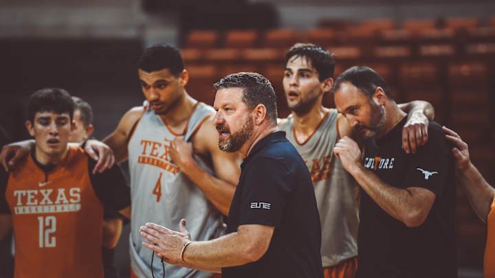 Longhorns Ranked No. 4 in College Basketball Yearbook Preseason Top-25