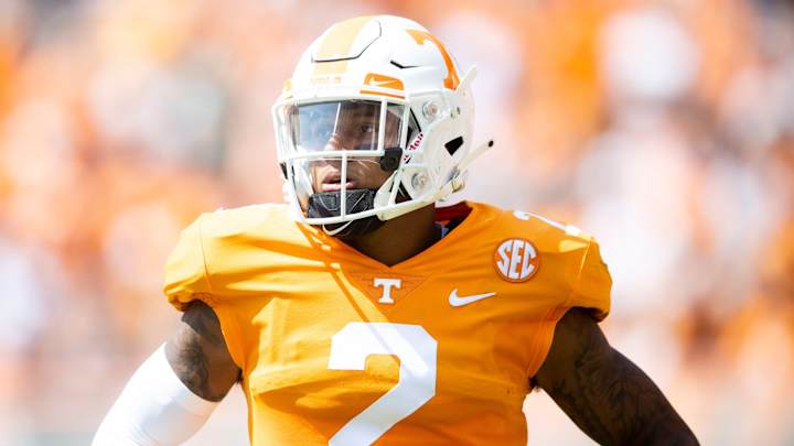 Tennessee Unveils Uniform Combo For Ole Miss