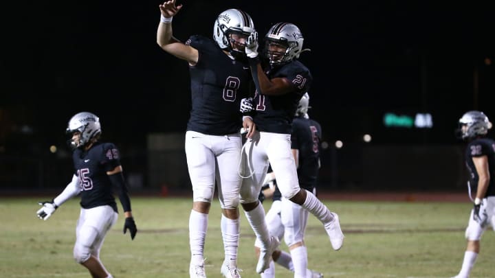 High School Football Team Overcomes 17-Point Deficit With 1:09 Left in Incredible Comeback