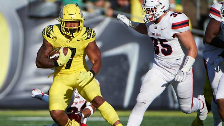 LIVE UPDATES: No. 4 Oregon vs. Stony Brook