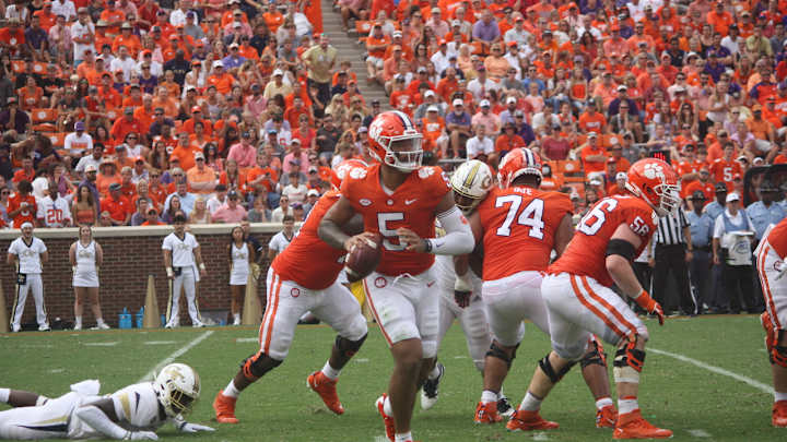 Georgia Tech's Surprising Scheme Forced Clemson to Adjust Game Plan in Win Georgia Tech's Surprising Scheme Forced Clemson to Adjust Game Plan in Win