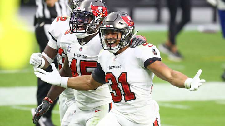 Versatility Is The Buccaneers' Key To Replacing Sean Murphy-Bunting