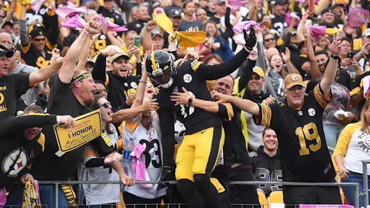 5 Things to Watch: Steelers Bring Fans, Injuries, Mismatches Into Week 2 vs. Raiders 5 Things to Watch: Steelers Bring Fans, Injuries, Mismatches Into Week 2 vs. Raiders