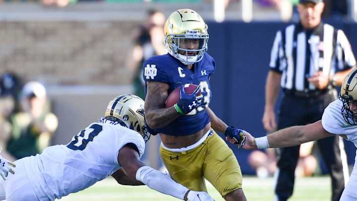 Notre Dame Remains No. 10 In Latest Coaches Poll