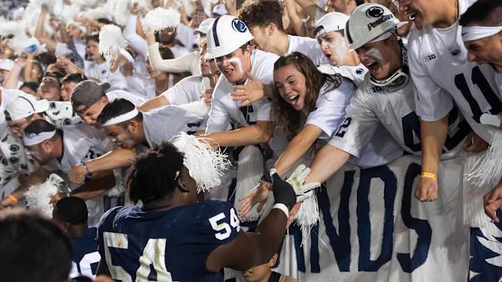 Clemson, Ohio State Slip; Penn State Jumps to Sixth in AP Top 25 Poll Clemson, Ohio State Slip; Penn State Jumps to Sixth in AP Top 25 Poll