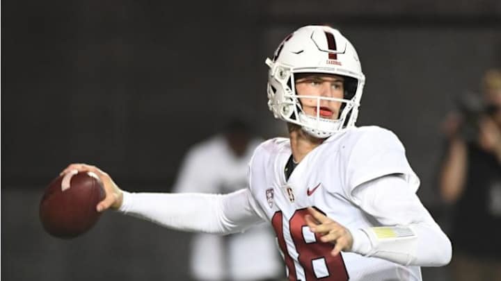 Pac-12 Football Notebook: USC Roars Back; Stanford Owns the Road