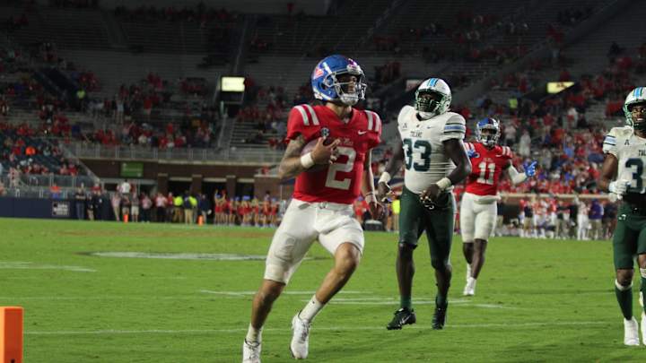 Through the Lens: A Photographer's View From Ole Miss' 61-21 Blowout Over Tulane