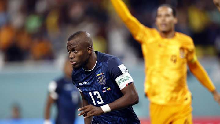 Ecuador’s Valencia Scores Again to Draw Netherlands; Qatar Eliminated From Its World Cup