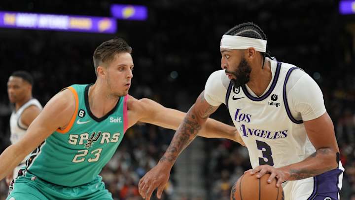 Lakers News: Anthony Davis, LeBron James Power L.A. To Another Win Over Spurs, 105-94 Lakers News: Anthony Davis, LeBron James Power L.A. To Another Win Over Spurs, 105-94