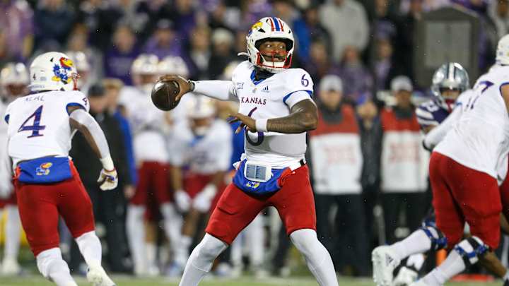 Costly Mistakes Pile Up as Kansas Falls to K-State 47-27 Costly Mistakes Pile Up as Kansas Falls to K-State 47-27