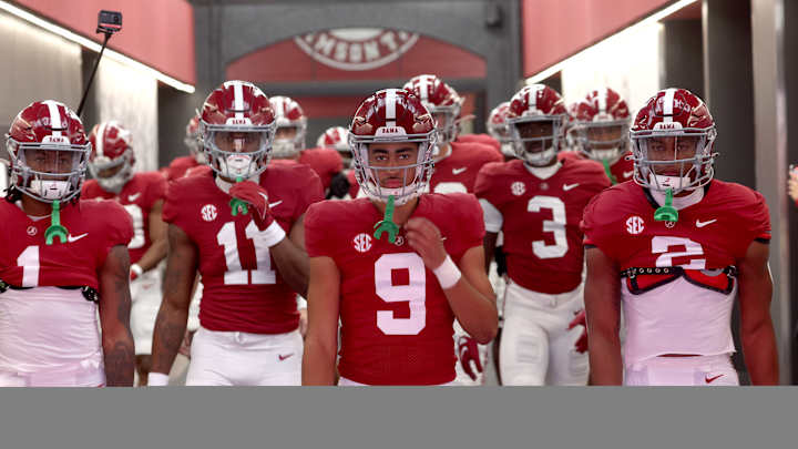 Alabama Football Coaches Name 12 Players of the Week following Iron Bowl Win