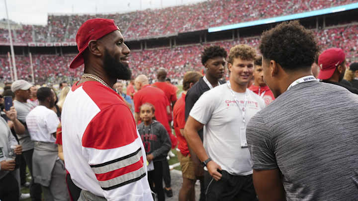 Twitter Reacts to LeBron James After Ohio State Loss