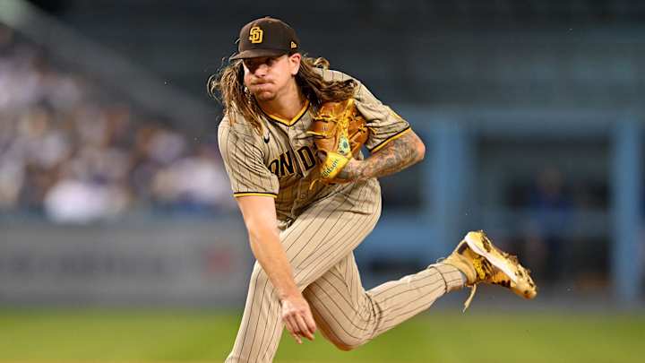 White Sox Solidify Pitching Rotation; Sign Ex-Padre, Guardian Mike Clevinger White Sox Solidify Pitching Rotation; Sign Ex-Padre, Guardian Mike Clevinger