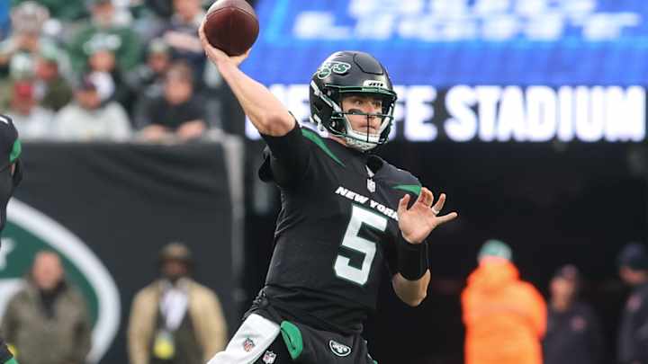 Mike White Leads Jets to Blowout Win Over Bears Mike White Leads Jets to Blowout Win Over Bears