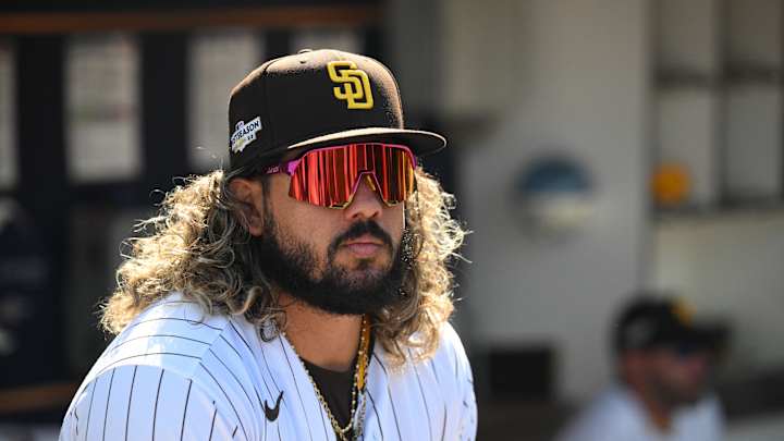 Report: Houston Astros Interested in Catcher Jorge Alfaro