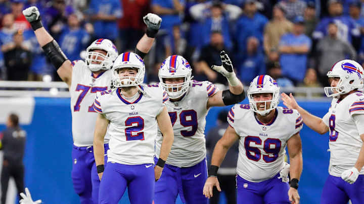 Super Bowl Underdogs? Odds Say Chiefs Dethrone Bills As Title Favorites