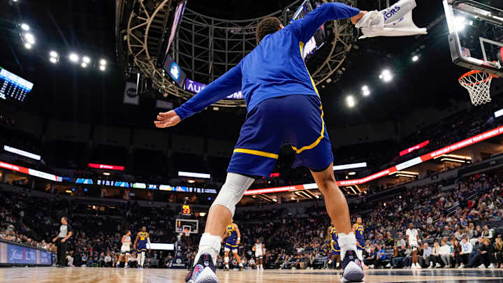 Steph Curry Trolls NBA Refs After Hilarious Technical Foul