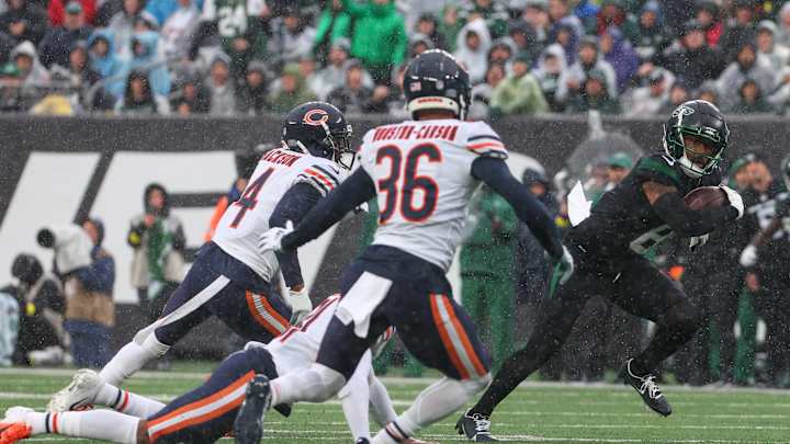 Foot Loose: Eddie Jackson a MetLife Casualty