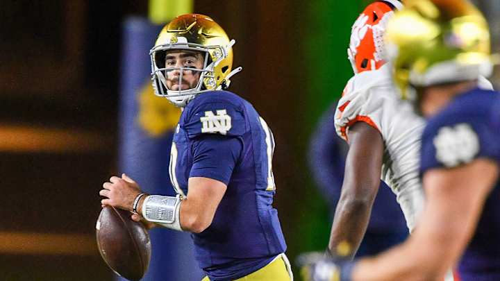 Thrust Into the Spotlight, Notre Dame’s Drew Pyne Has Taken It All in Stride