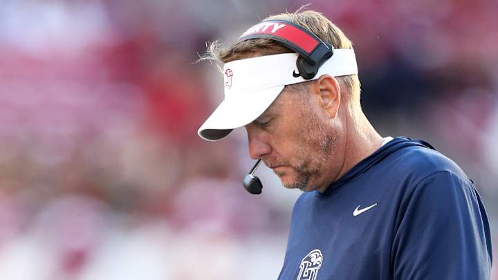 Hugh Freeze Has to Surrender Use of His Twitter Account at Auburn, per Sources