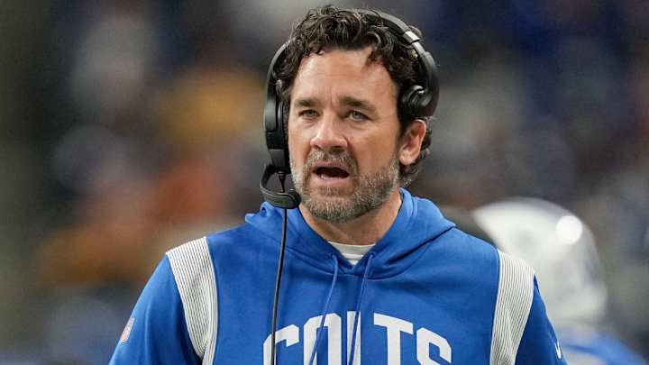 Jeff Saturday Explains Not Calling Timeout After Key Play in Loss to Steelers