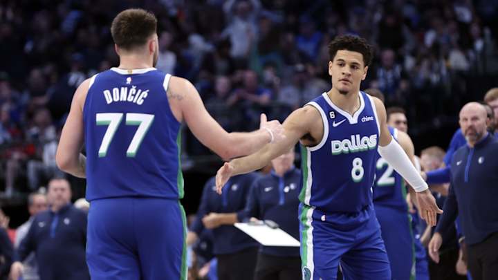 Mavs' Josh Green Out 'Another Couple Weeks'