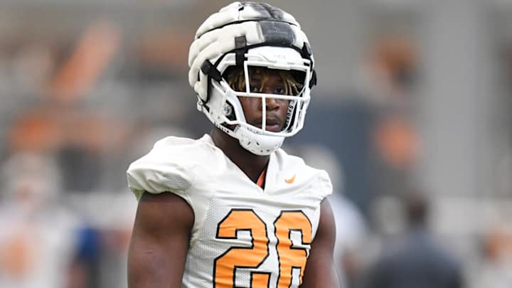 Two Tennessee RBs Reportedly Expected to Enter Portal