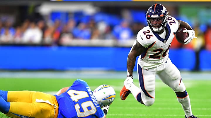 Broncos Designate RB Mike Boone for Return, Re-Sign RB Ozigbo