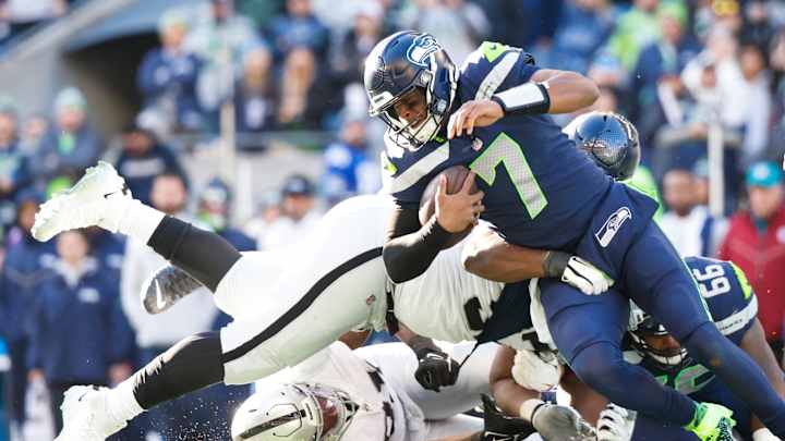 Seahawks Move 'From Hunter to Hunted' - QB Geno Smith